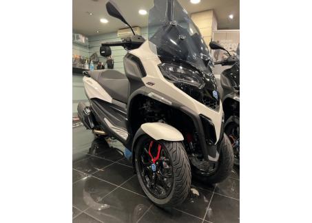PIAGGIO MP3 400 RST SPORT
